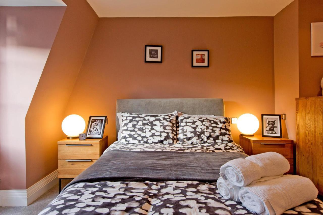 Apartamento 3 Bedroom Modern Mews House