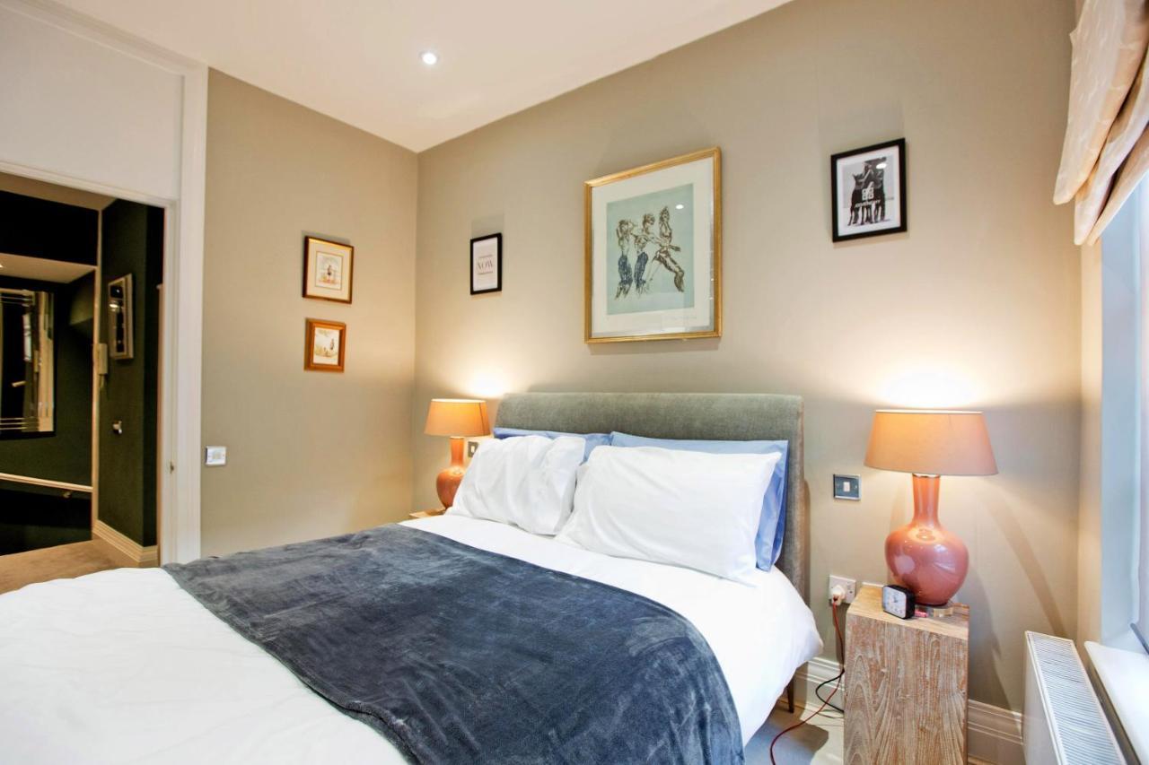 Apartamento 3 Bedroom Modern Mews House