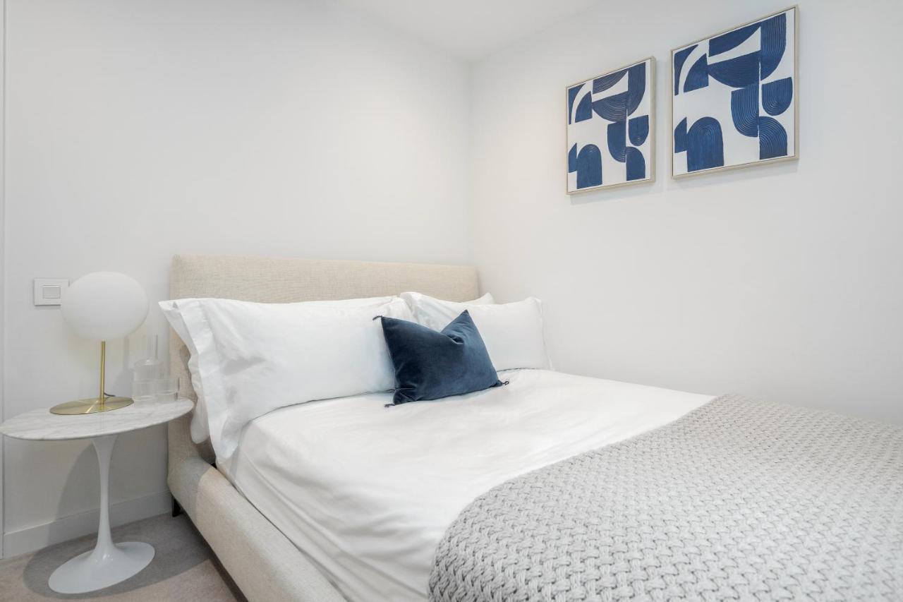 Luxury Mayfair Townhouse With A/c 3br 3ba Сasa de vacaciones *