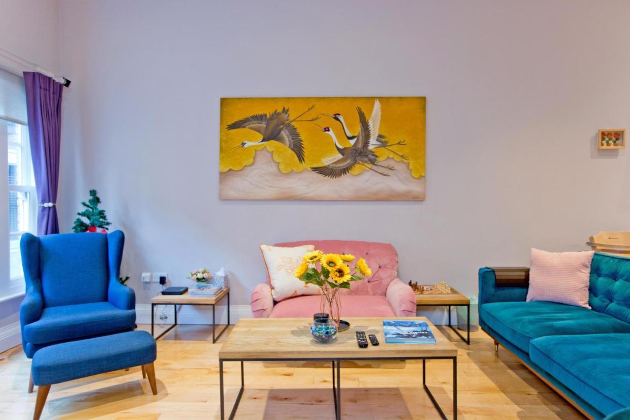 3 Bedroom Modern Mews House * Londres