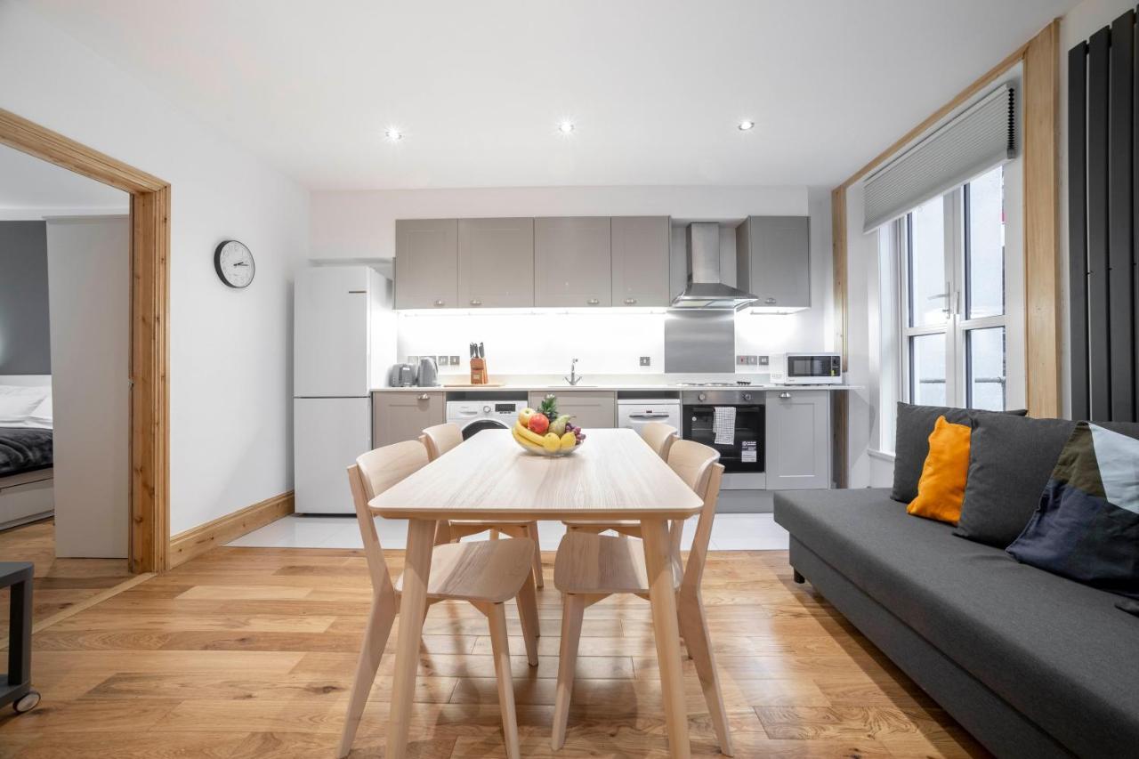 Apartment Brand New 1bed - Zone 1 - 4 Stations Nearby *