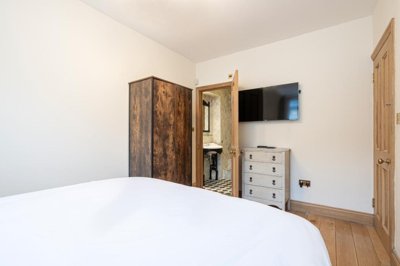 Ferienhaus Stone Built Vintage Chic House In The Heart Of Knightsbridge London