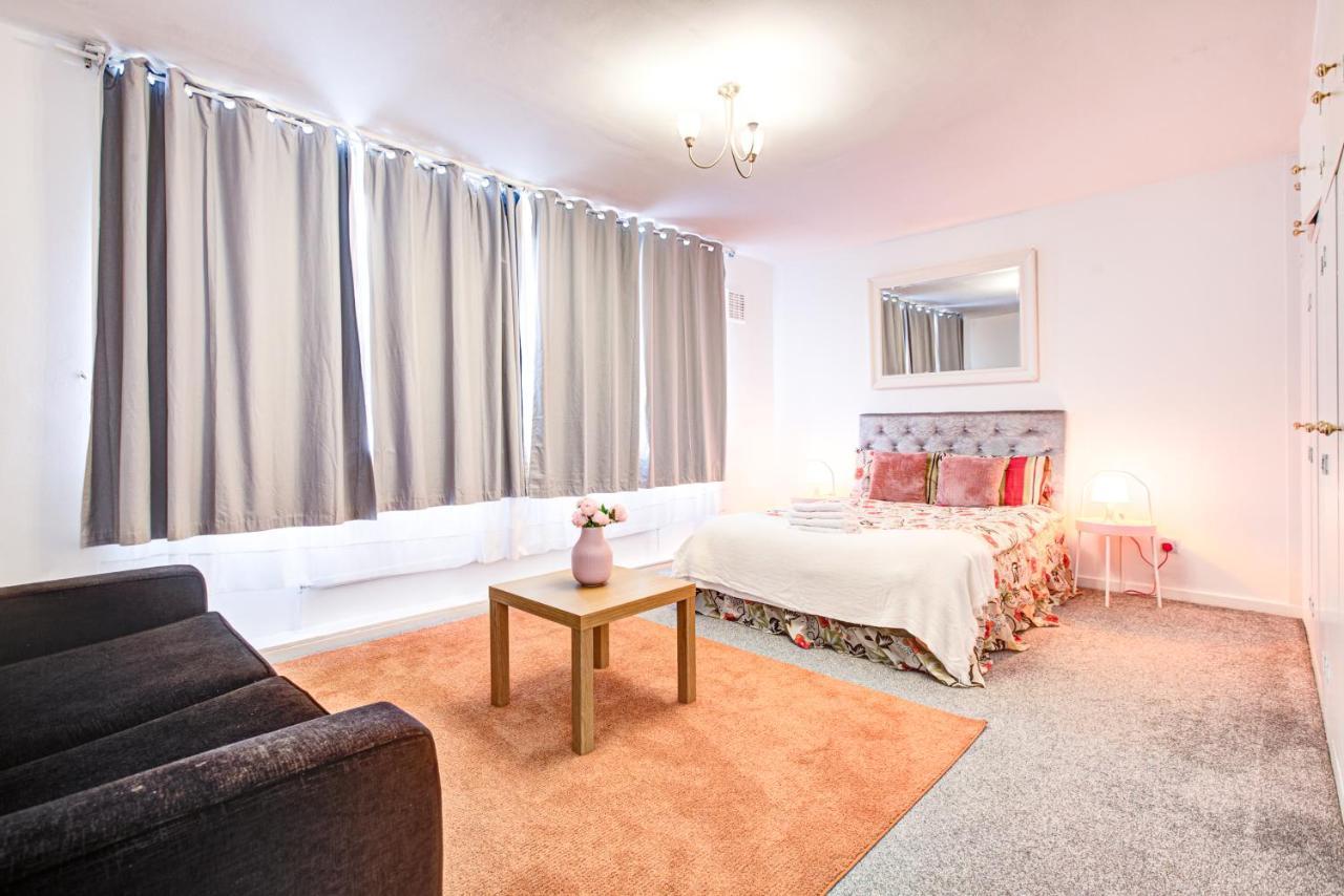 Gorgeous House 4 Bedrooms, 5-baths In Central Near Oxford Street * London
