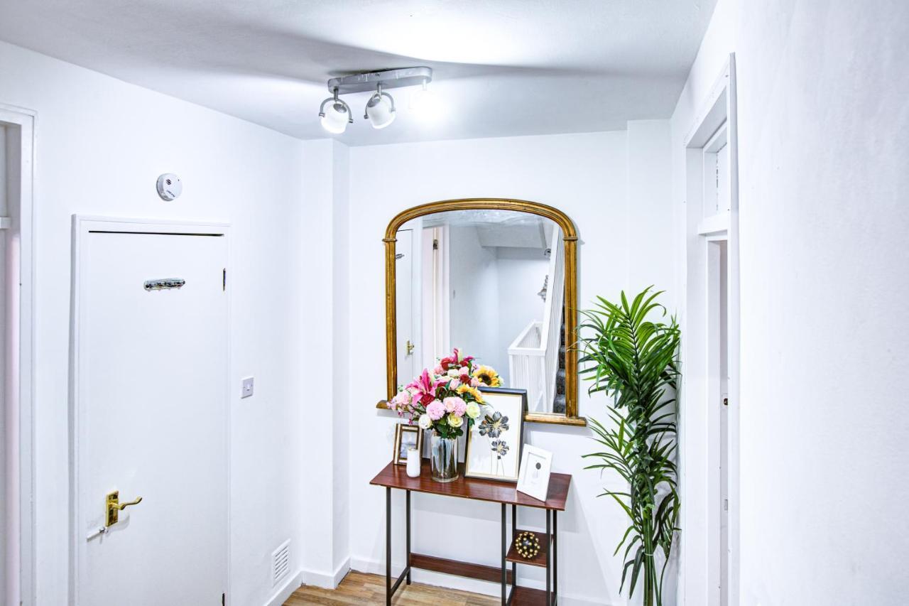 Apartment Gorgeous House 4 Bedrooms, 5-baths In Central Near Oxford Street