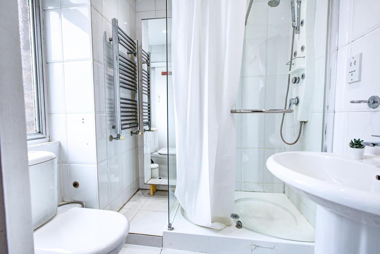 Gorgeous House 4 Bedrooms, 5-baths In Central Near Oxford Street Apartment *