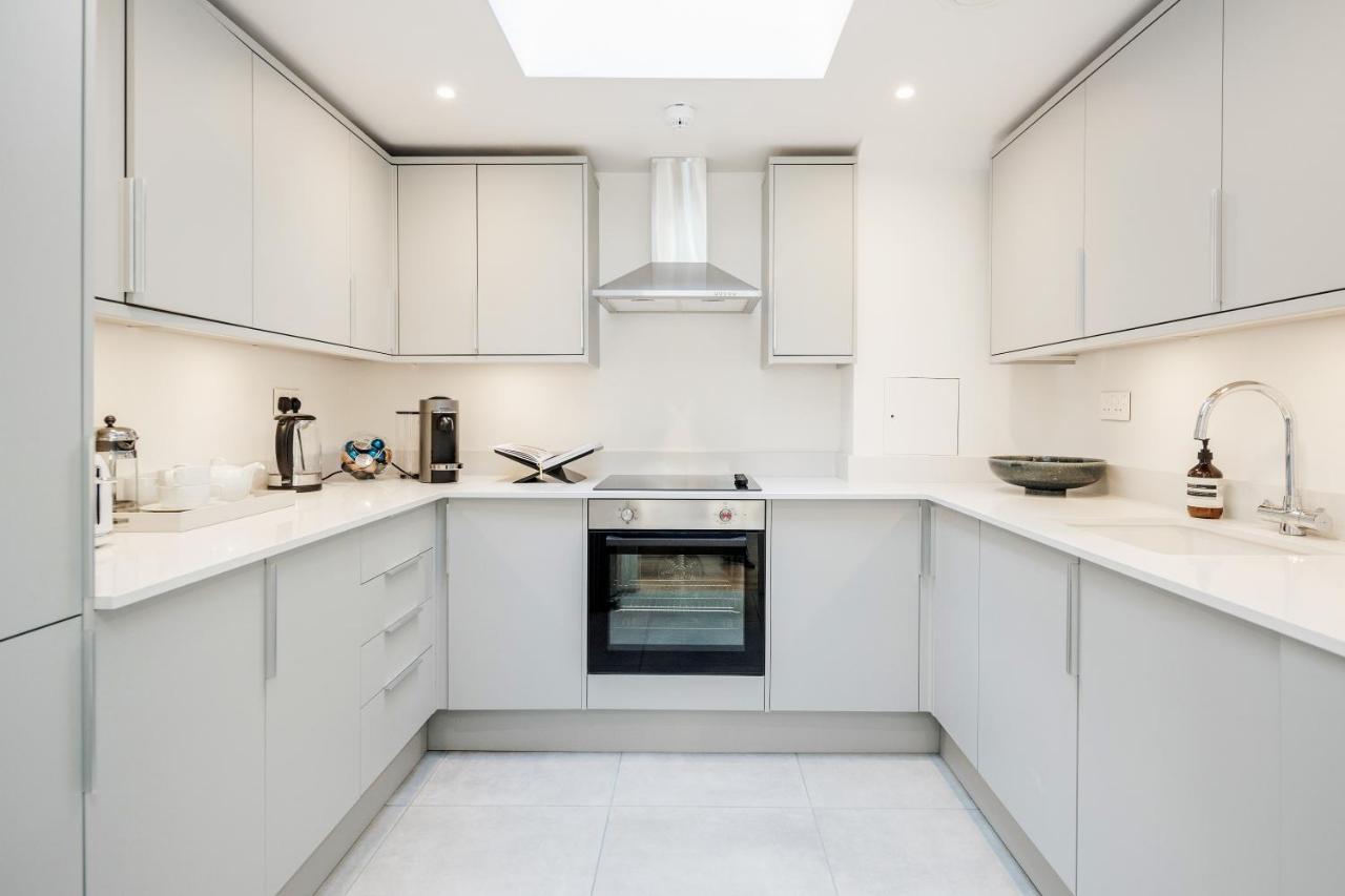 Сasa de vacaciones Luxury Mayfair Townhouse With A/c 3br 3ba *