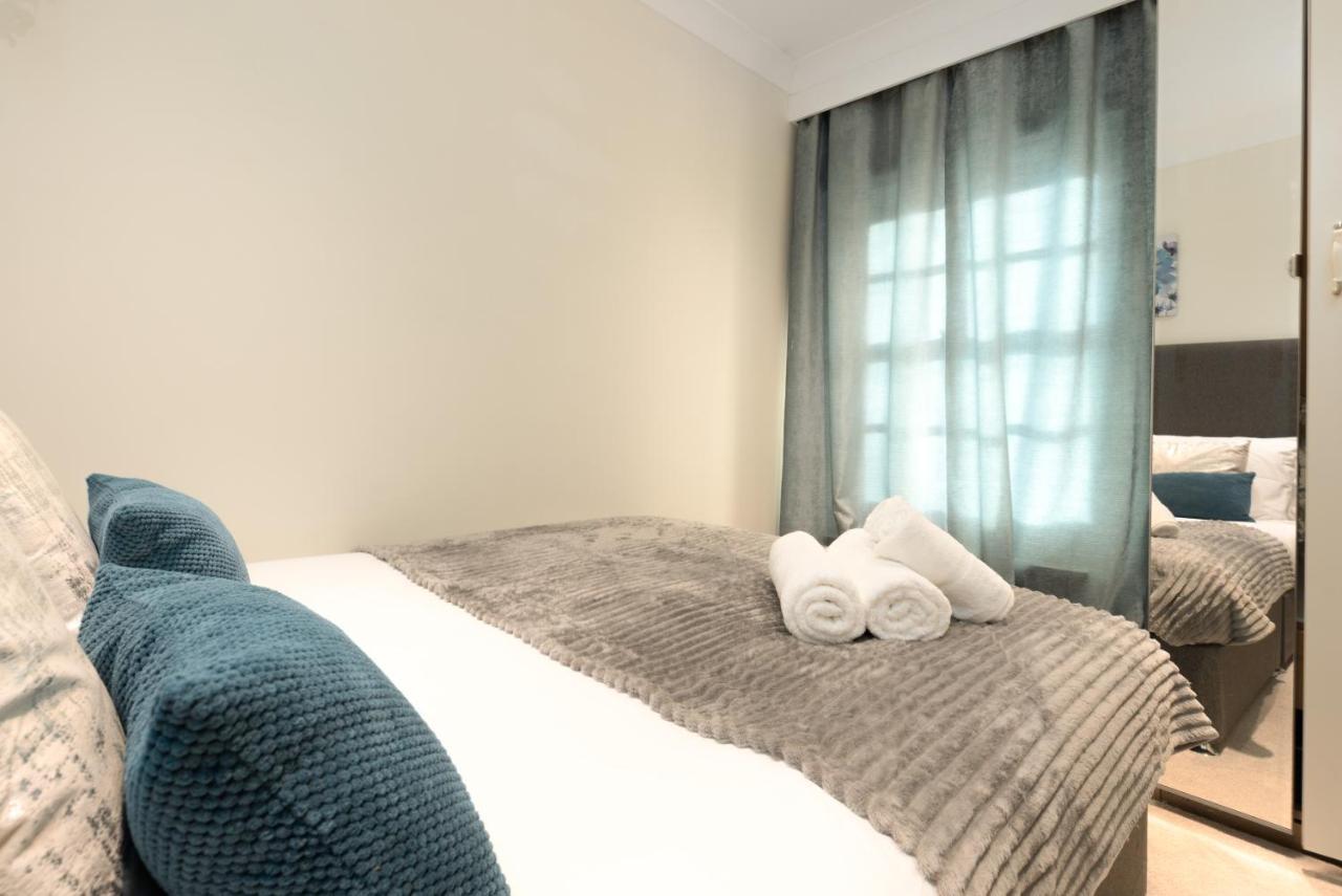 Stunning 3 Bed House With Garden Сasa de vacaciones