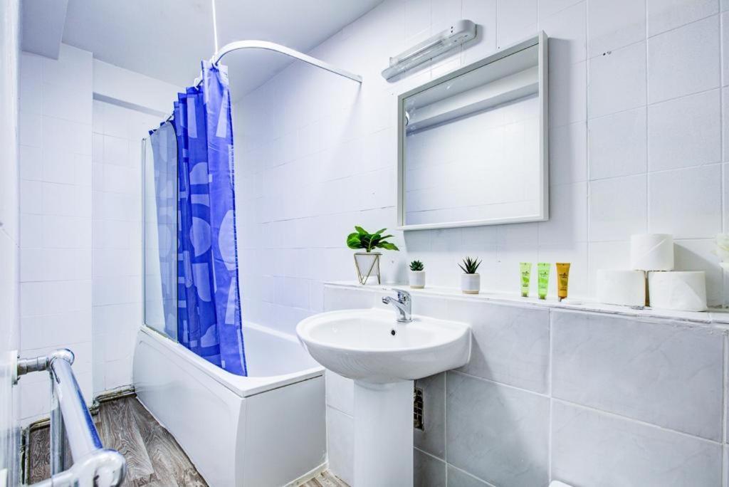 Marble Arch 2 Bedroom