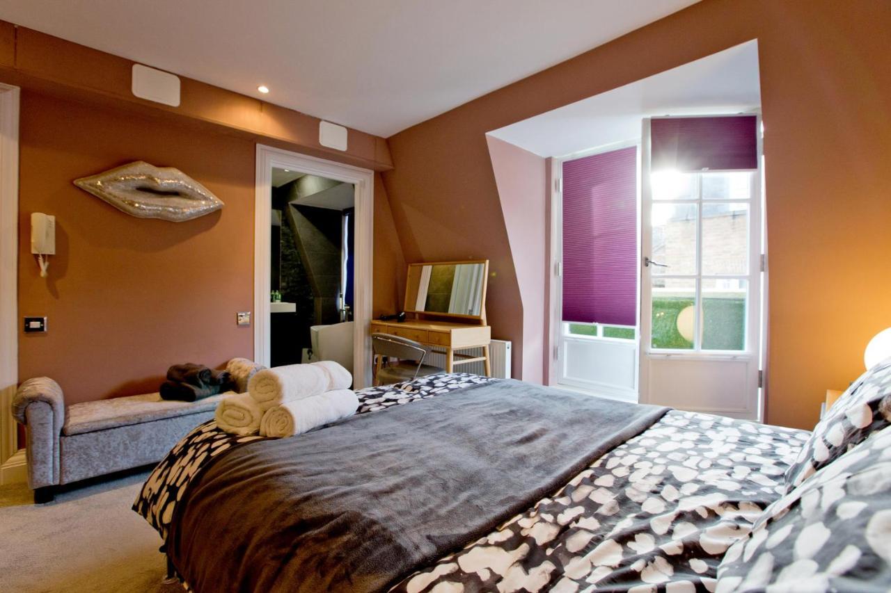 Apartamento 3 Bedroom Modern Mews House Londres
