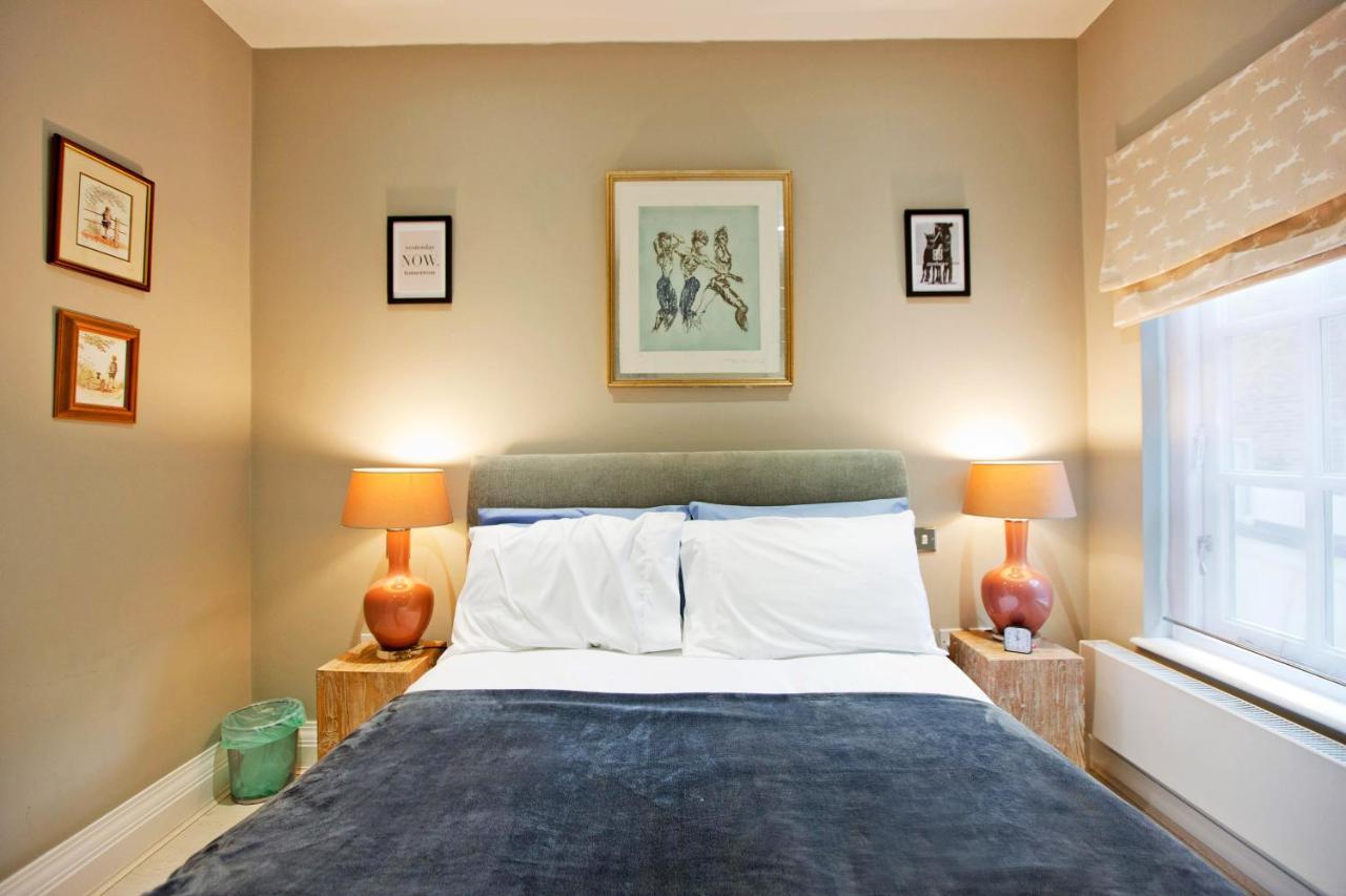 Apartamento 3 Bedroom Modern Mews House *