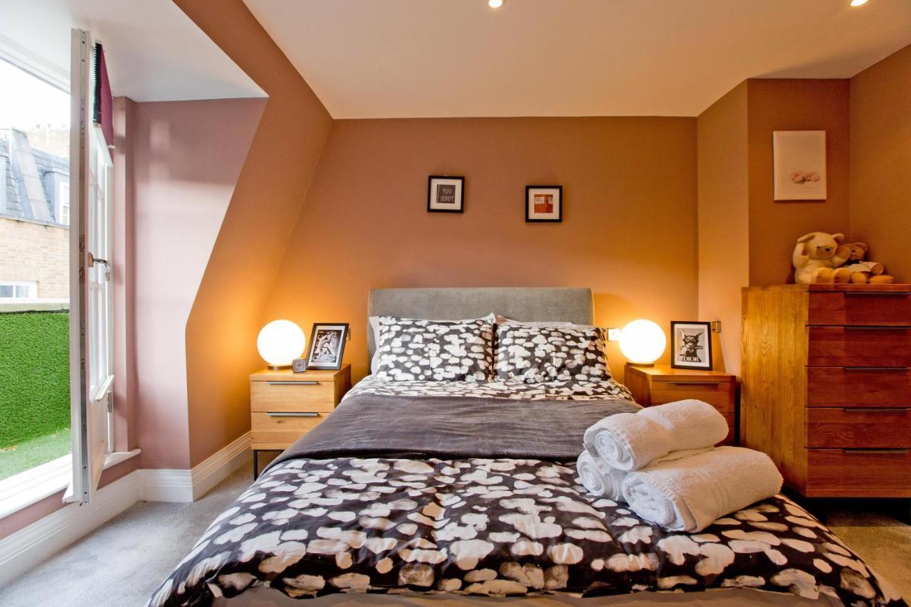 Apartamento 3 Bedroom Modern Mews House Londres