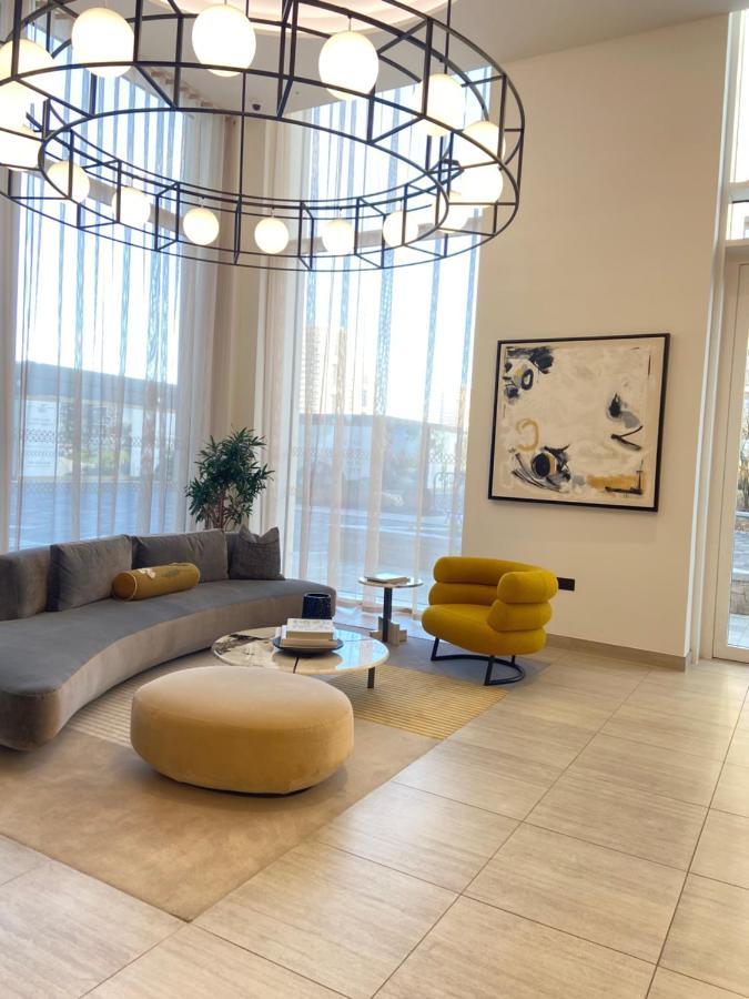 Capital Apartment *