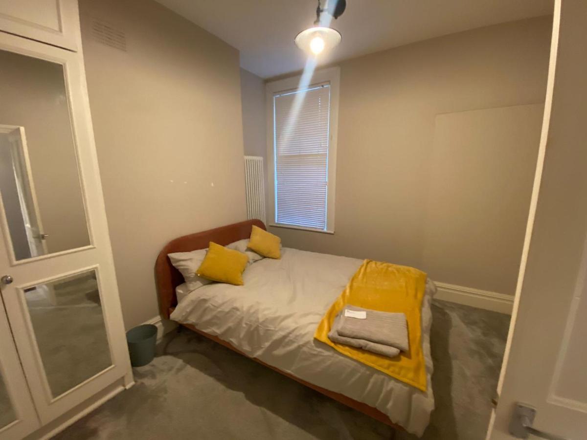 Spacious 2-bed Apartment