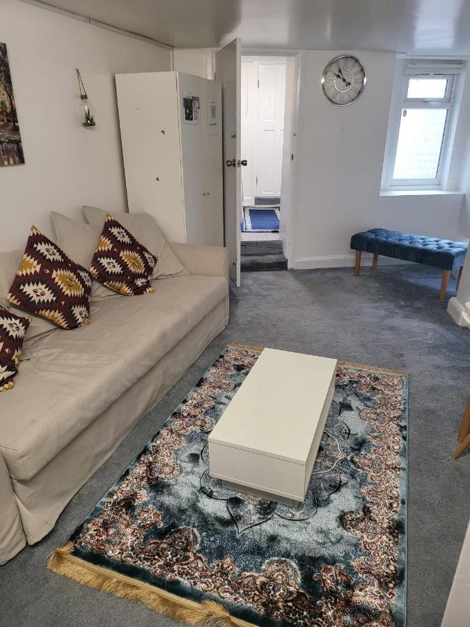 Homey Flat In Tooting * London