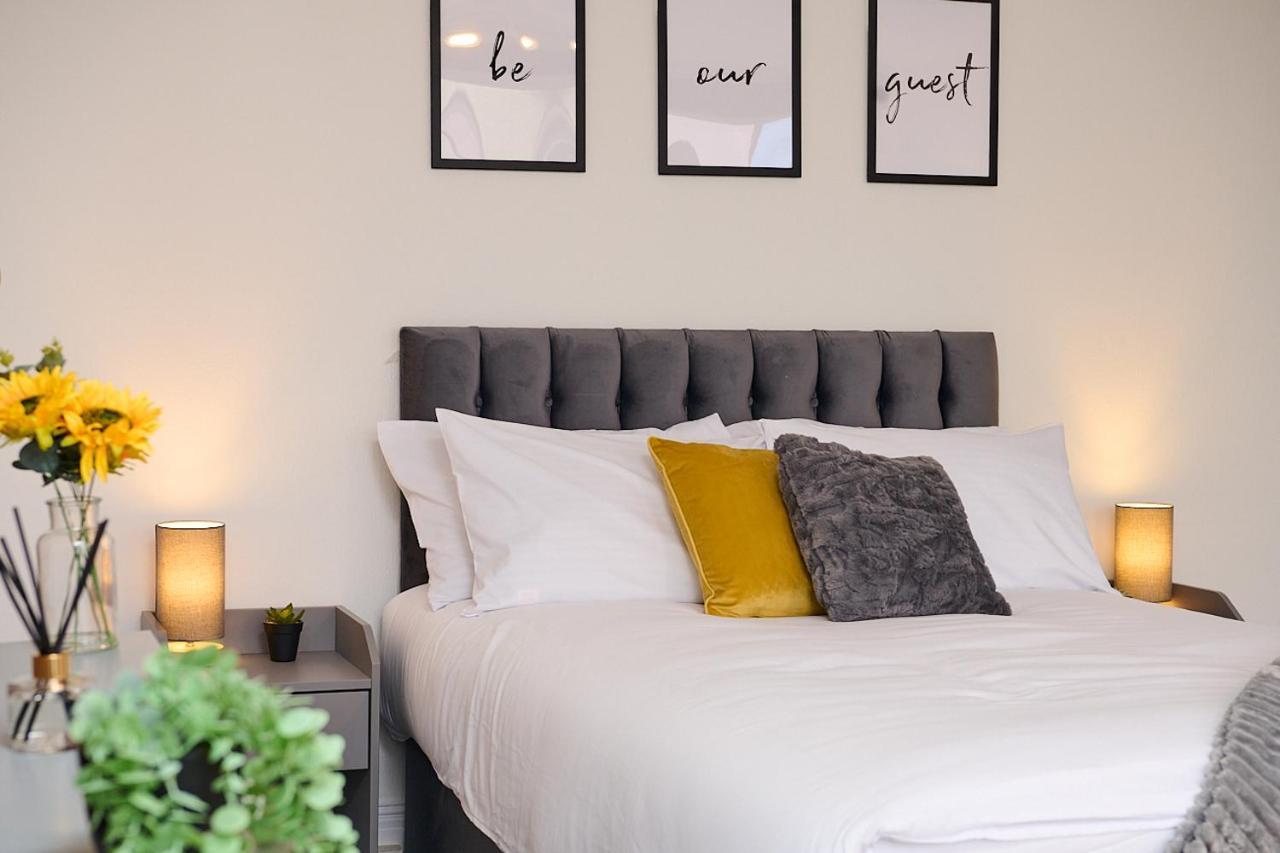 Spacious 3 Bedroom Apartment- Crouch End * Londres