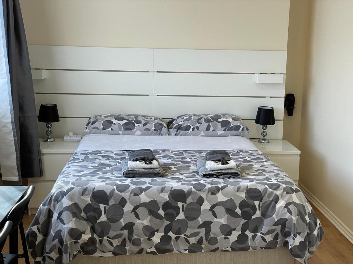Guest house Gladstone London