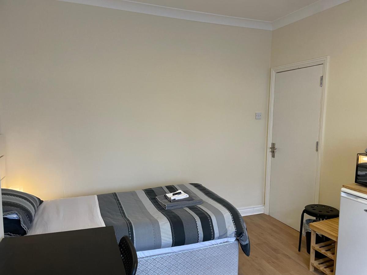 Guest house Gladstone 3*