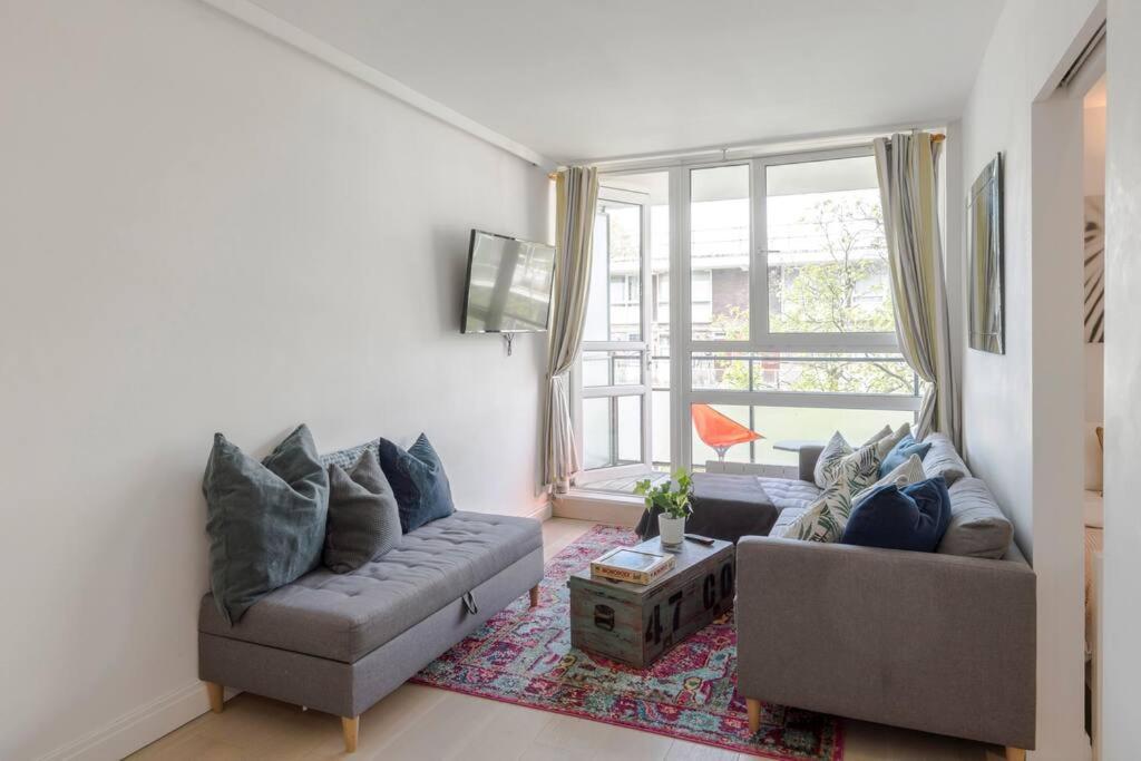 Appartement The Clarence, Central W/ Wifi Londen