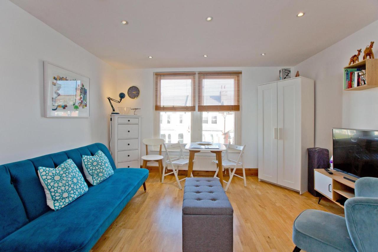 Apartamento Convenient Highbury Fields 1 Bedroom - Parking By Request Londres