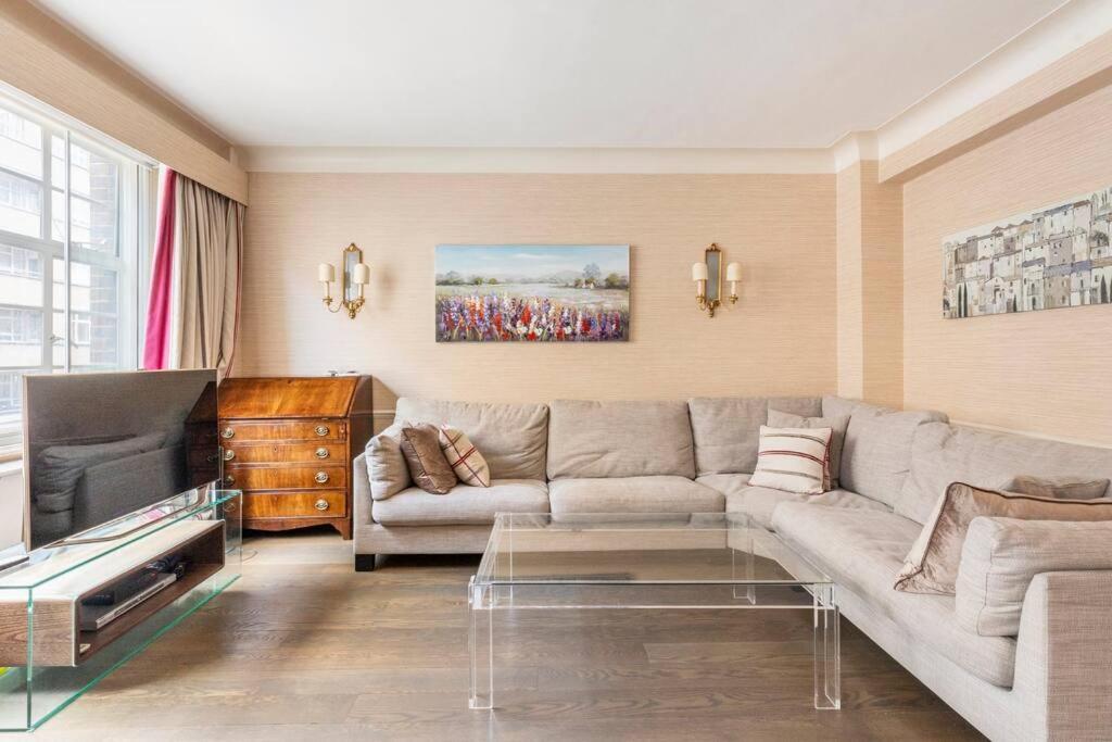Luxurious Warm Of 70m2 On Sloane Street Apartment *