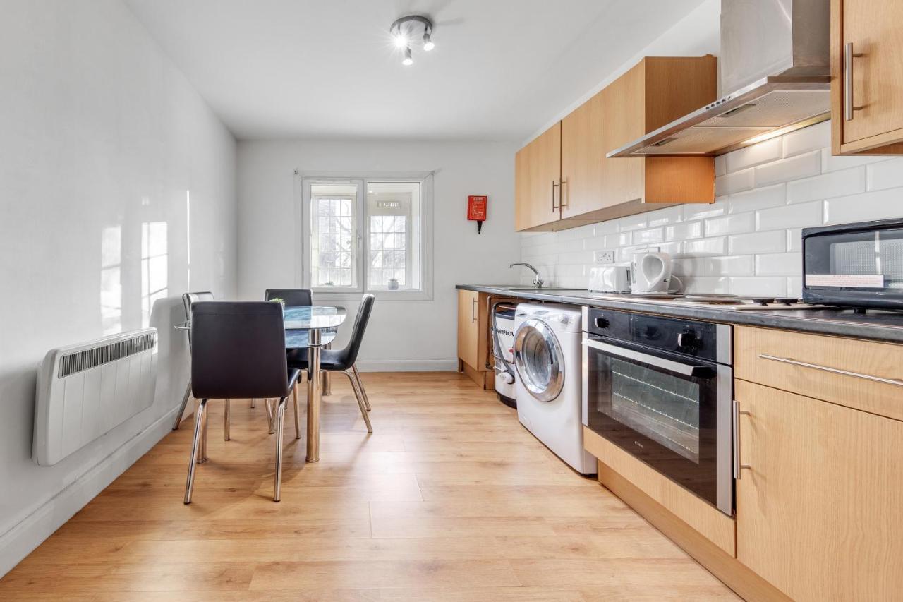 Cozy 1 Bed, Shepherds Bush Appartement