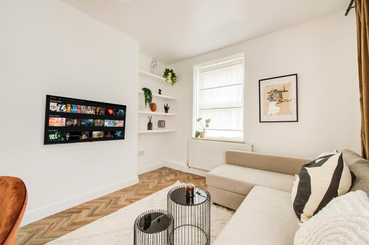 New Stylish Flat In The Heart Of Shoreditch