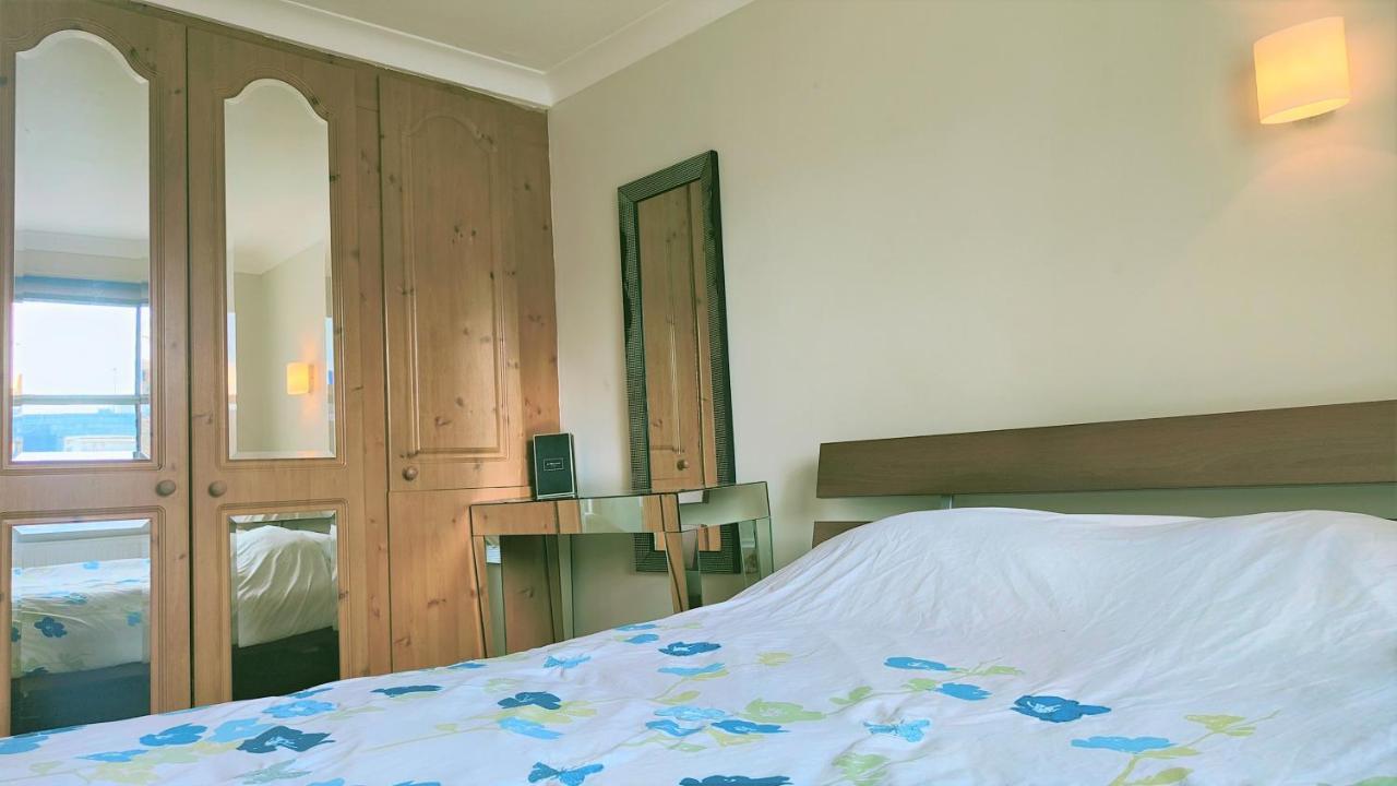 Pimlico Sw1 - Location Location! Light And Spacious One Bedroom In A Stunning Victorian Building. Great Storage! Londen