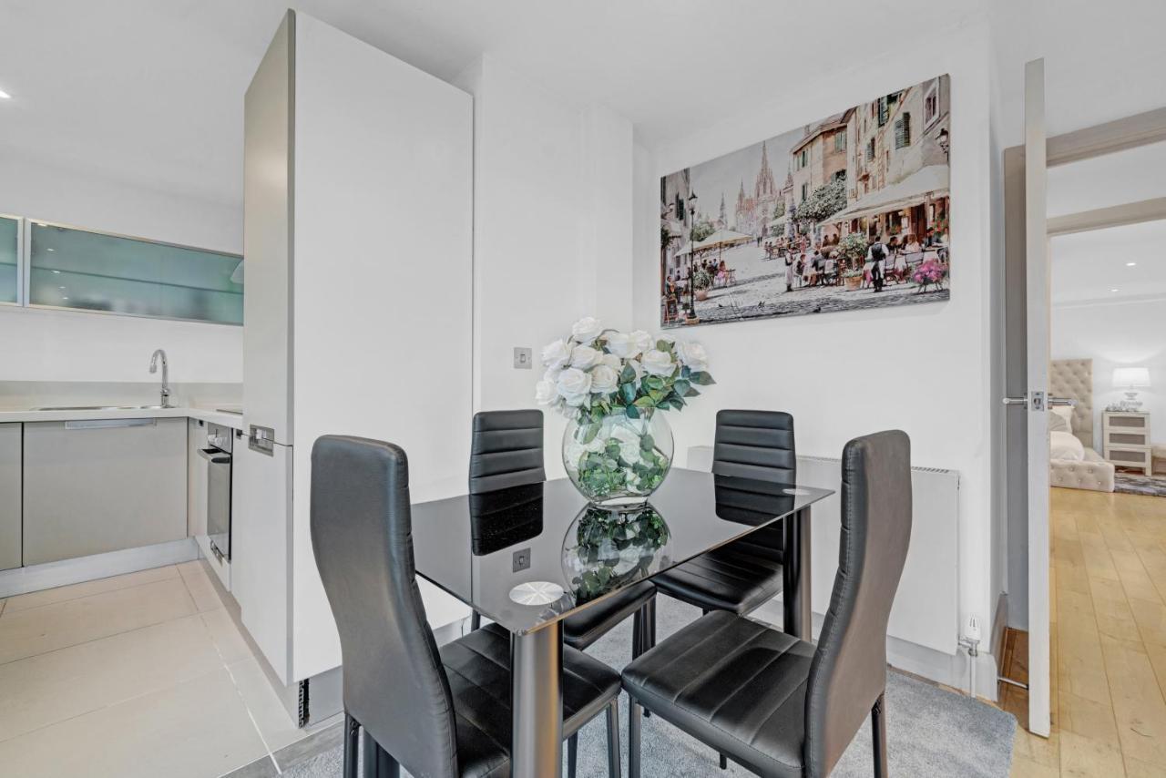 Tandy 2bed 2bath Bridge Great Location Excellent Transport Links Apartment London
