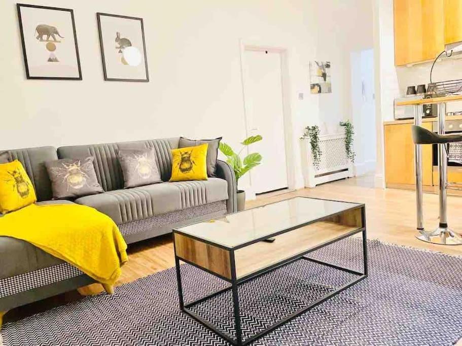Lovely 2 Bedroom In Chelsea Sw3 Apartamento *