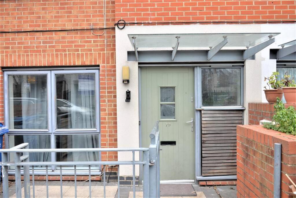 4 Bedroom House Holiday home *