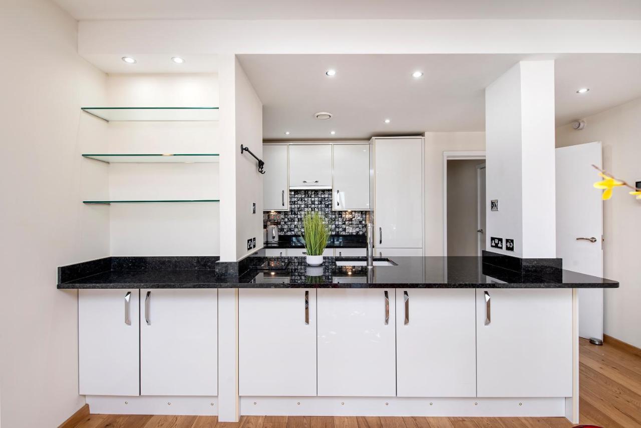 And Spacious 2 Bed Londen