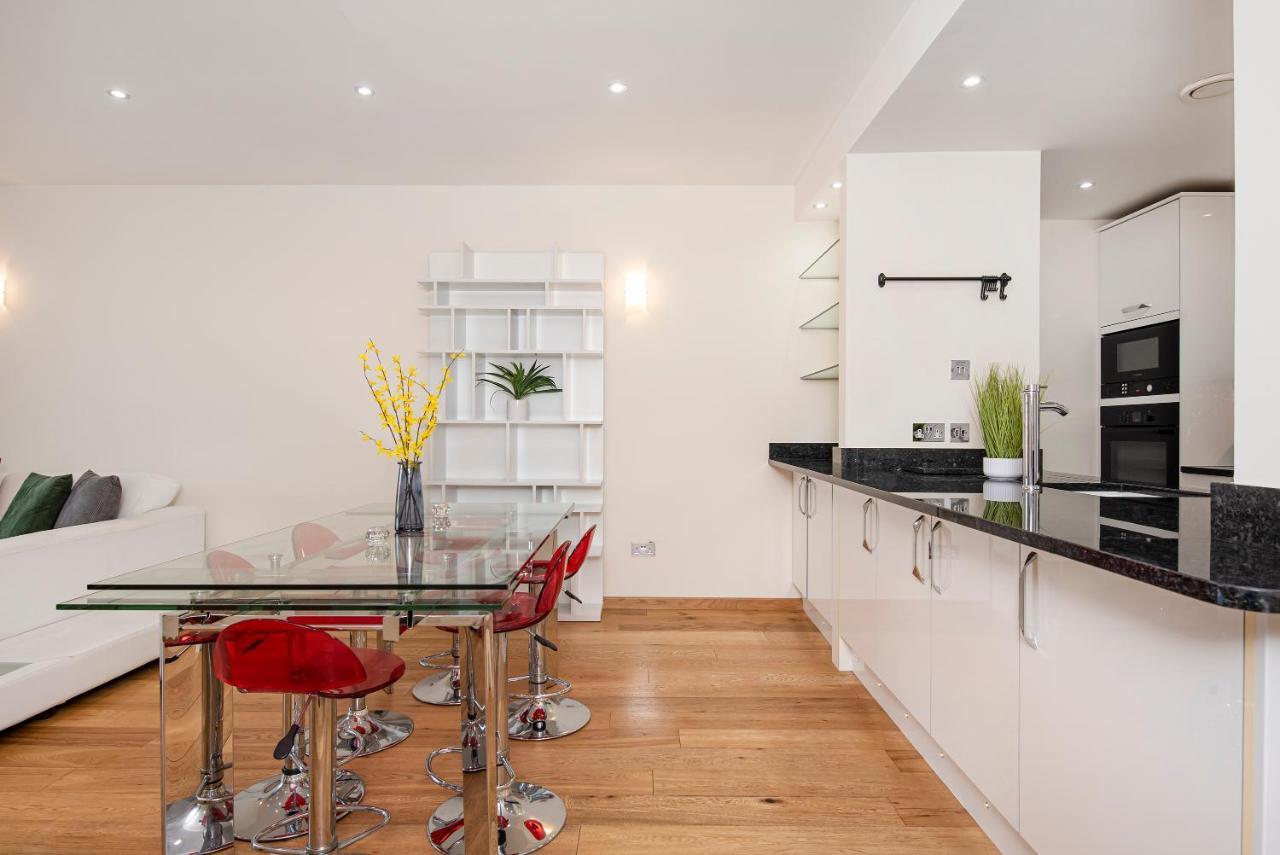 And Spacious 2 Bed Appartement *