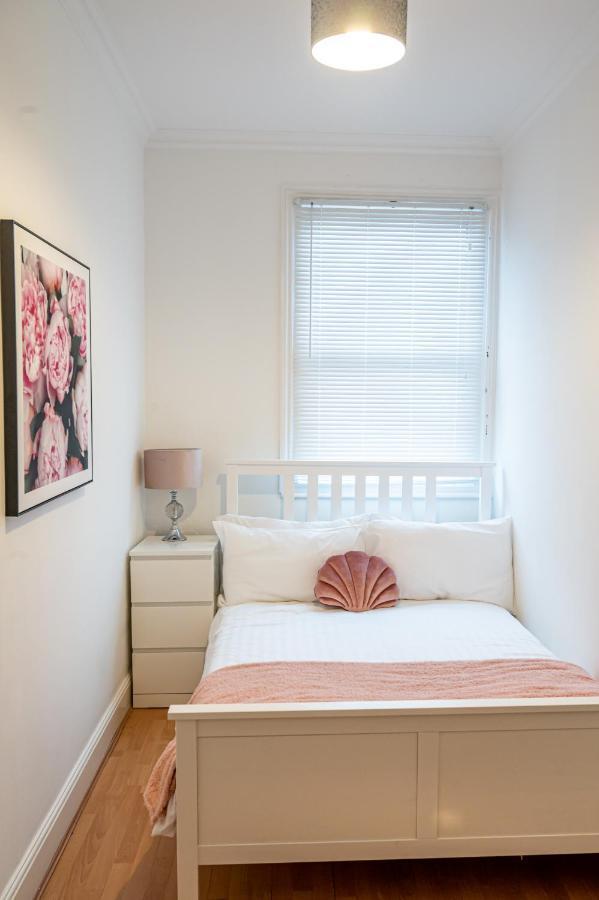 Appartement Modern Spacious 75 *