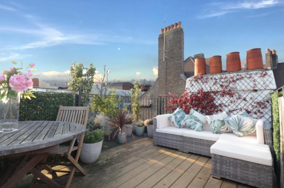 Apartment Highgate Maisonette With Roof Terrace London