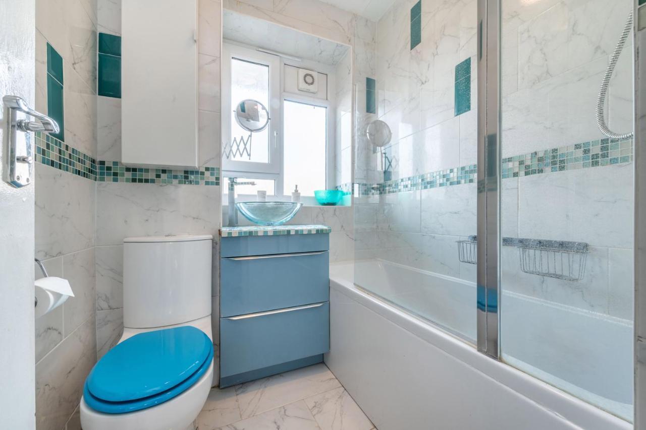 The Darlington - Stylish 1 Bedroom Apartment, 10 Minutes From The Eye Apartamento Londres