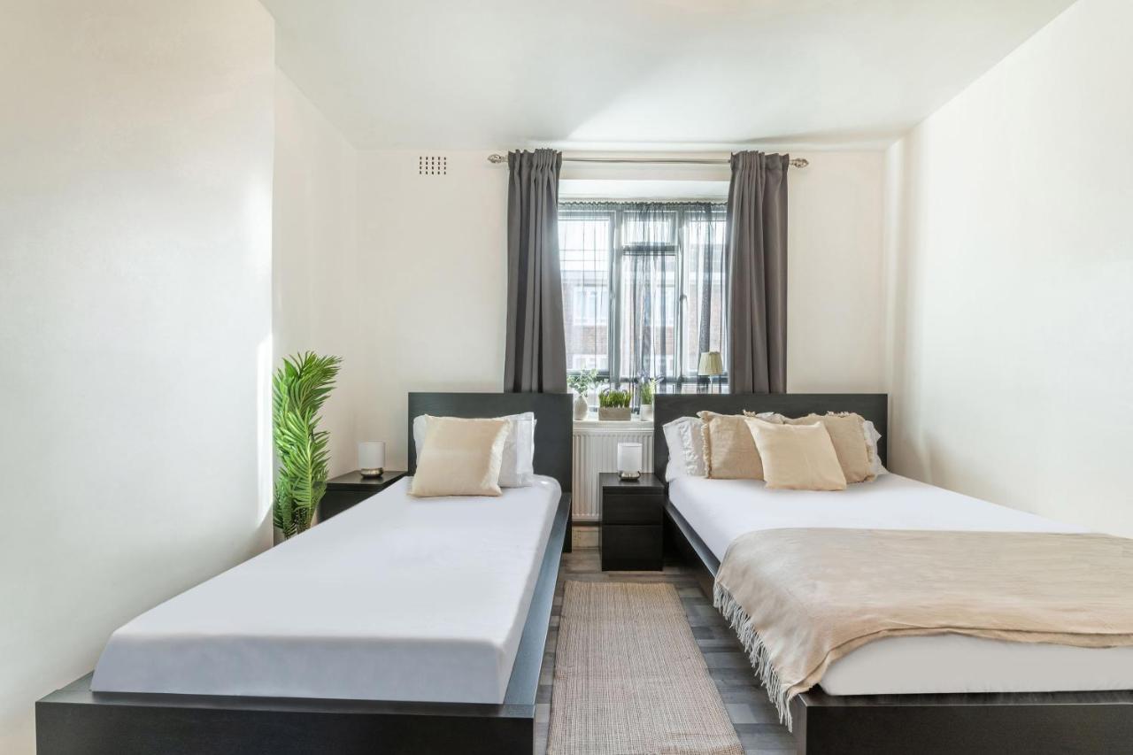 The Darlington - Stylish 1 Bedroom Apartment, 10 Minutes From The Eye Apartamento *