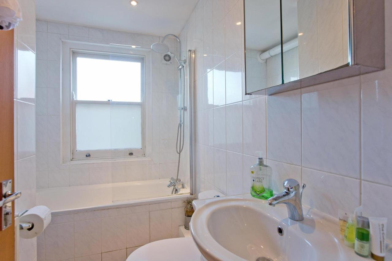 Convenient Highbury Fields 1 Bedroom - Parking By Request Apartamento Londres