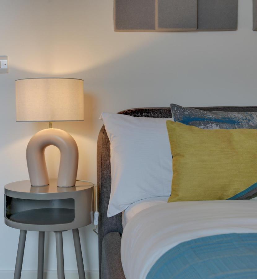 - The Shoreditch, Angel, Old Street Apartment