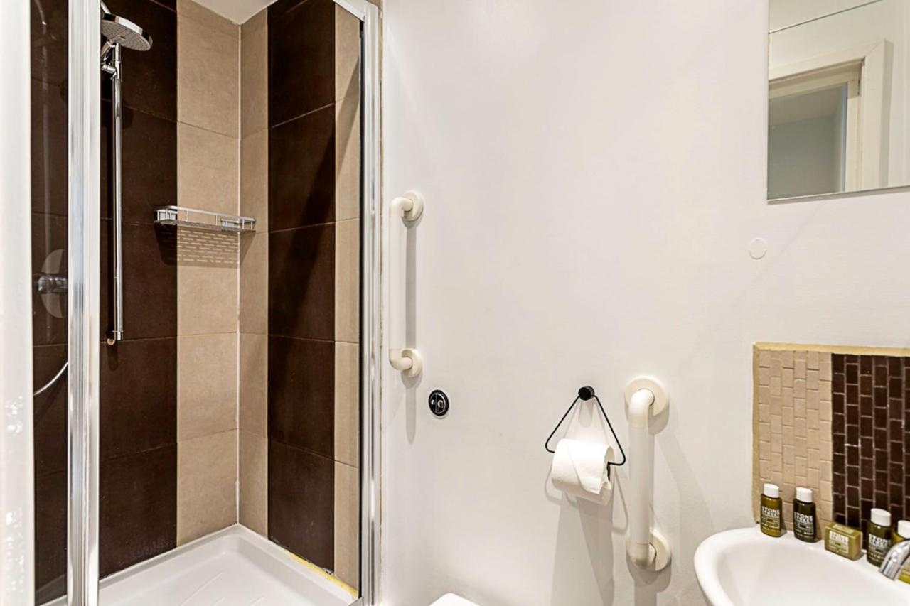 Elegant 3 Bed In Earl's Court Apartamento