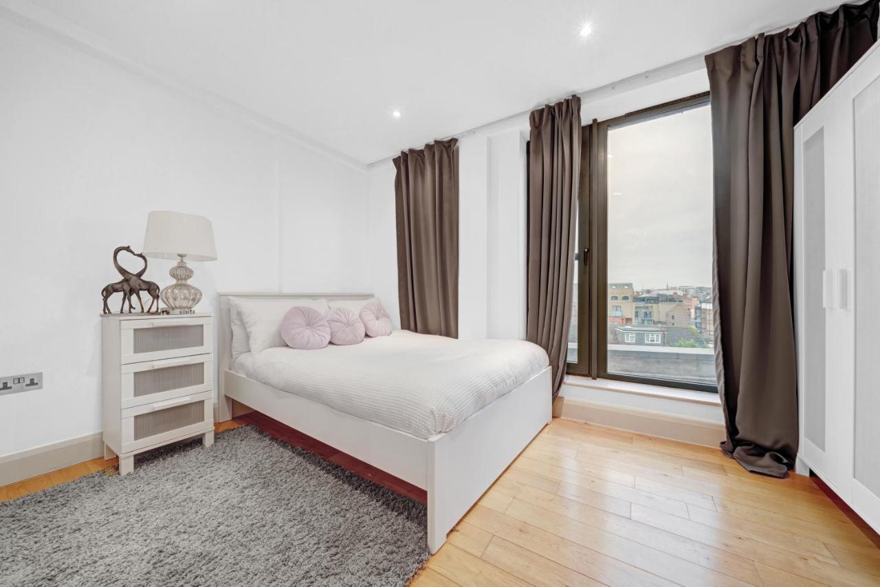 Tandy 2bed 2bath Bridge Great Location Excellent Transport Links Apartment London