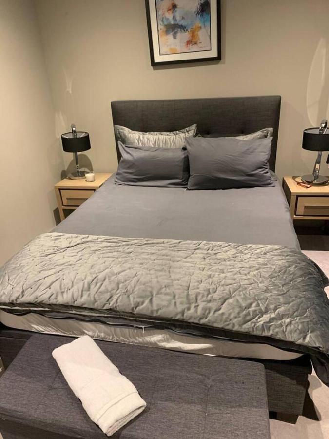 Charming 2-bed In * London