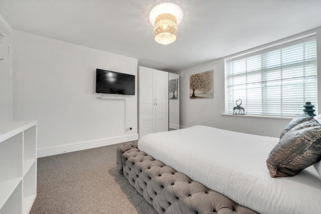 Apartamento Modern Deluxe 2 Bedroom In Canning Town Excel Centre Londres