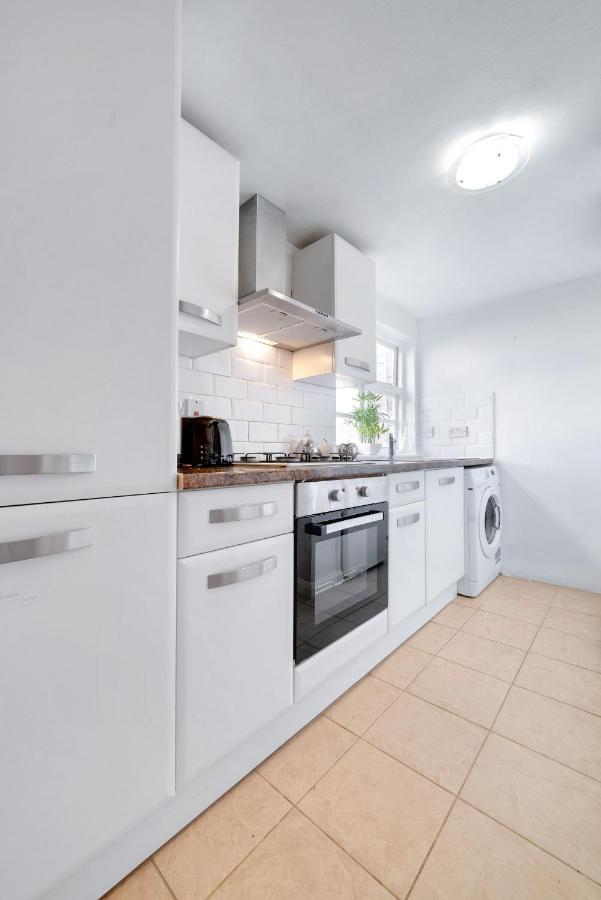 Modern Deluxe 2 Bedroom In Canning Town Excel Centre Londres
