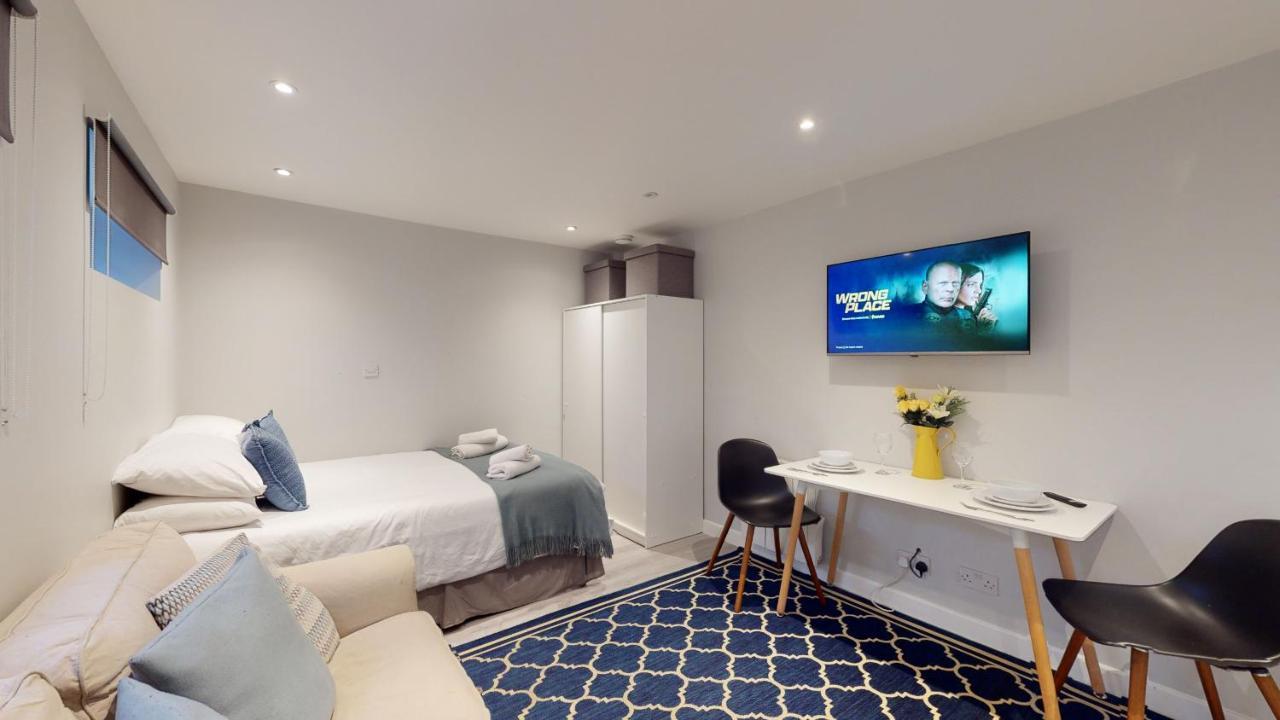 Wimbledon Apartment