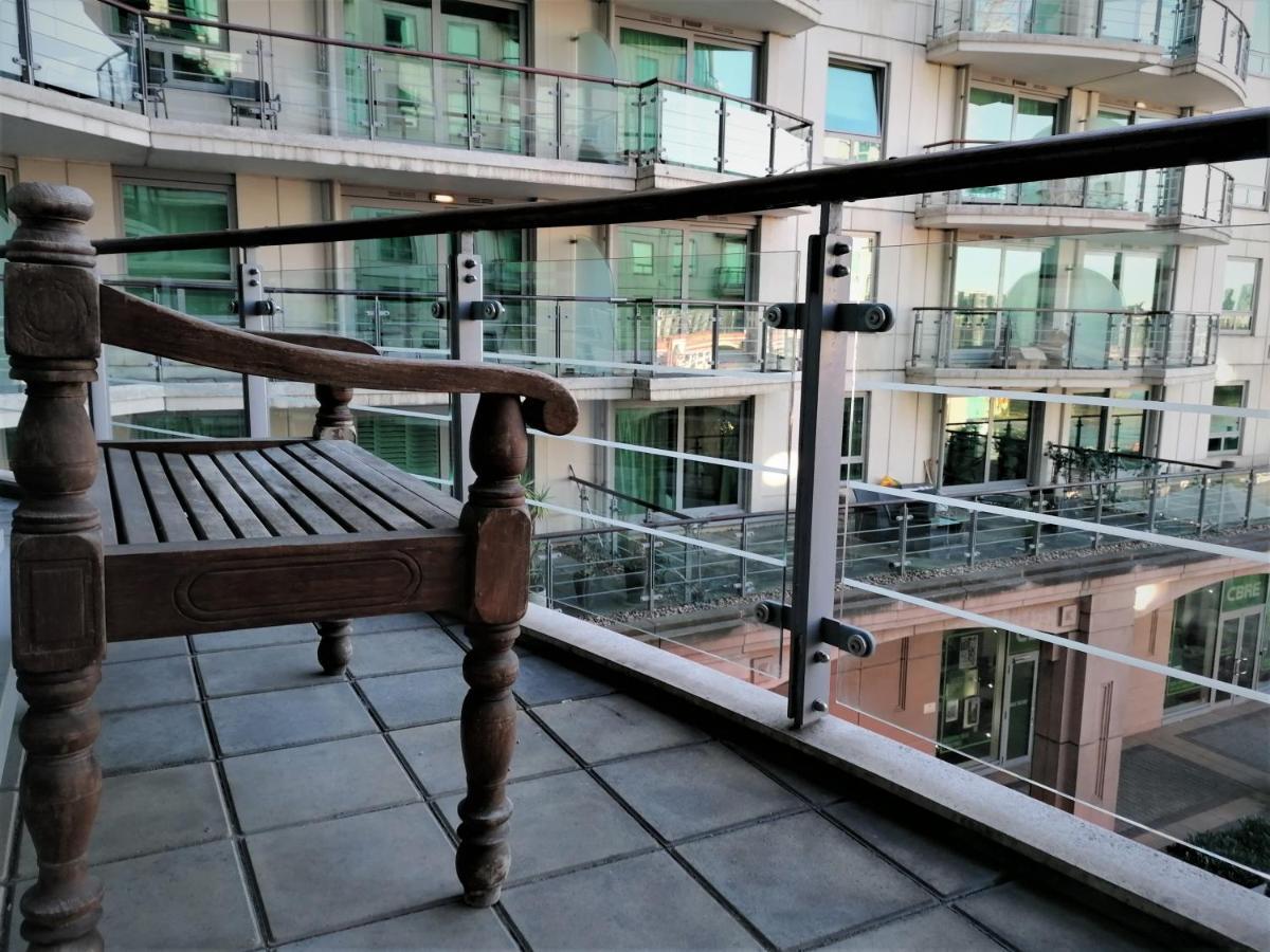 Still Life - Vauxhall Apartamento