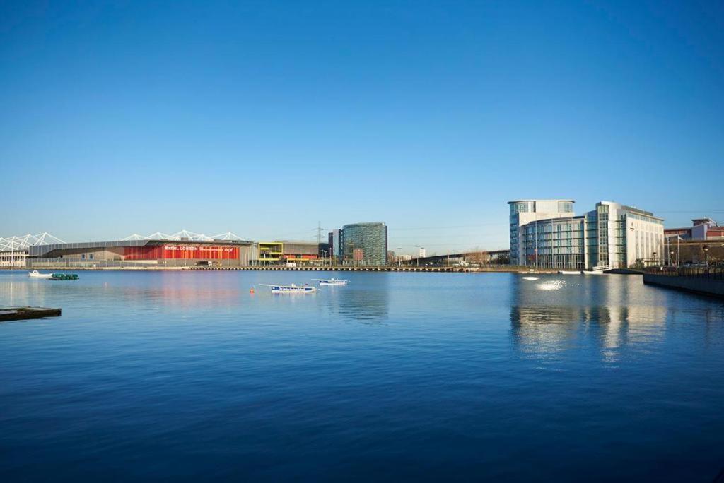 Modern Deluxe 2 Bedroom In Canning Town Excel Centre Apartamento Londres
