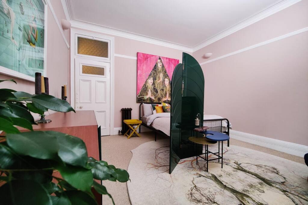 Luxury Artist In * Londres