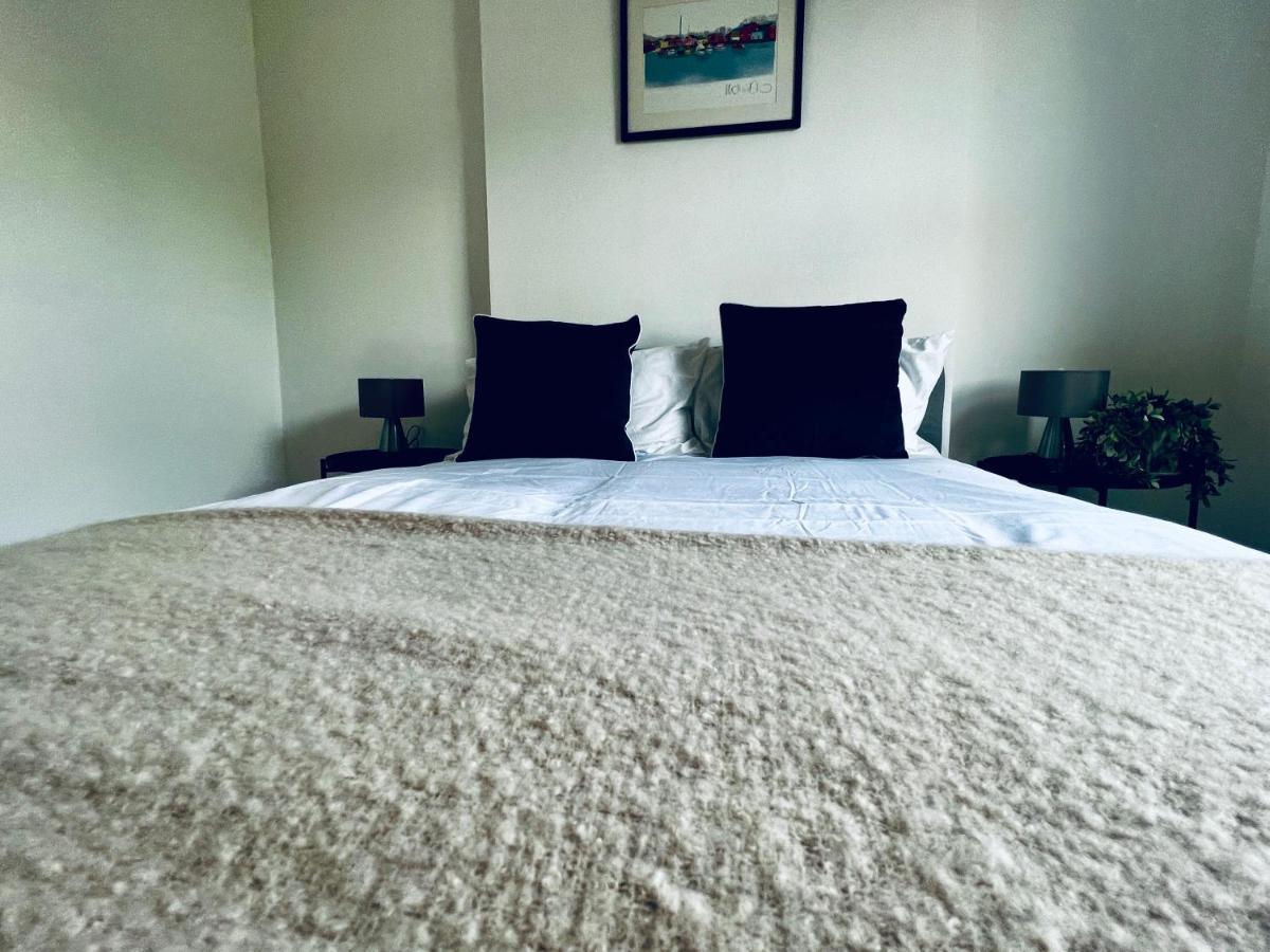 Neils Place Hosted By Airoperate Apartment London