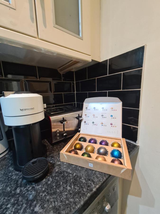 Rare Gem Close To Transport Links Apartamento *