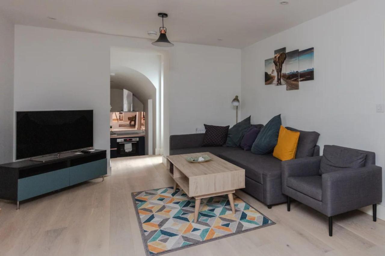 Apartment Spacious And Modern In Pimlico London